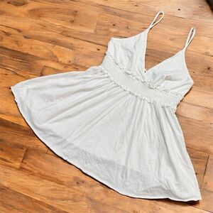 BCBG Y2K White Tank Top XXS Wrap Smocked